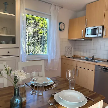 公寓 Ferienidyll Bartling Haus Vineta Wg 4 Im Alten Ortskern, Modern, Gemuetlich